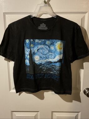 Black 'Starry Night' Graphic Cropped Tee